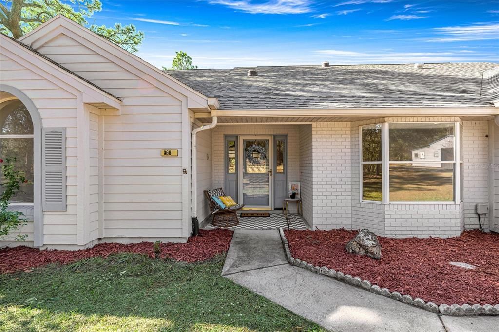 En Venta: $875,000 (3 camas, 2 baños, 2356 Pies cuadrados)