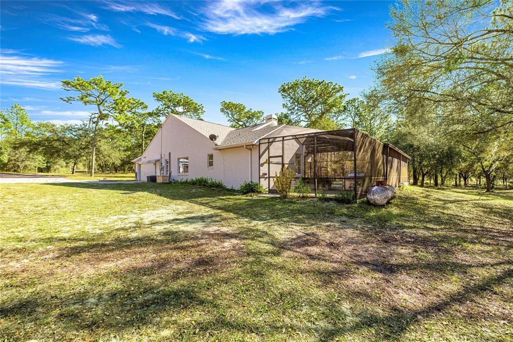 En Venta: $875,000 (3 camas, 2 baños, 2356 Pies cuadrados)