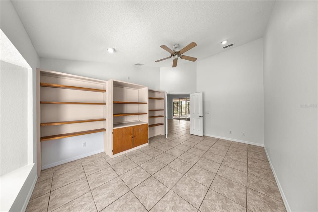 En Venta: $875,000 (3 camas, 2 baños, 2356 Pies cuadrados)