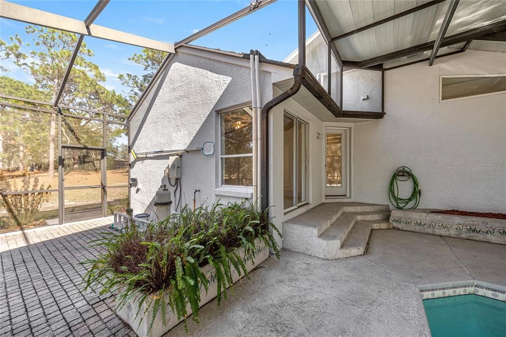 En Venta: $875,000 (3 camas, 2 baños, 2356 Pies cuadrados)