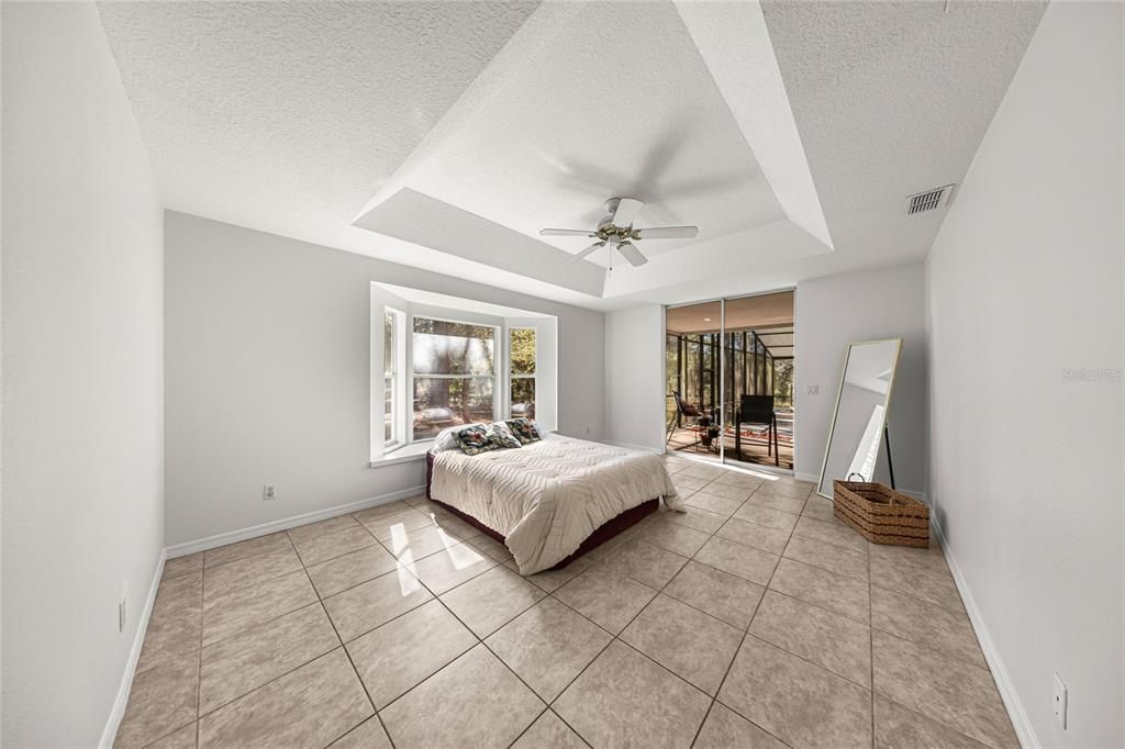 En Venta: $875,000 (3 camas, 2 baños, 2356 Pies cuadrados)