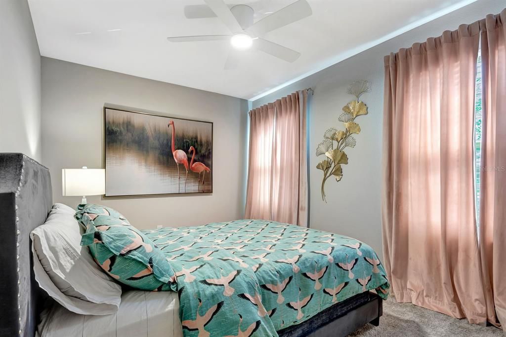 На продажу: $298,000 (2 спален, 2 ванн, 1636 Квадратных фут)