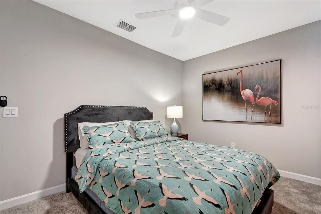 На продажу: $298,000 (2 спален, 2 ванн, 1636 Квадратных фут)