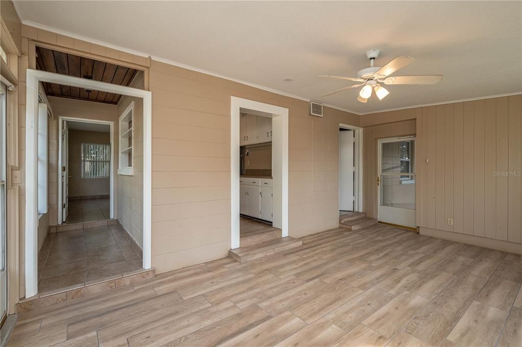 For Rent: $1,825 (3 beds, 2 baths, 1124 Square Feet)