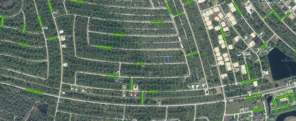 На продажу: $28,000 (0.23 acres)