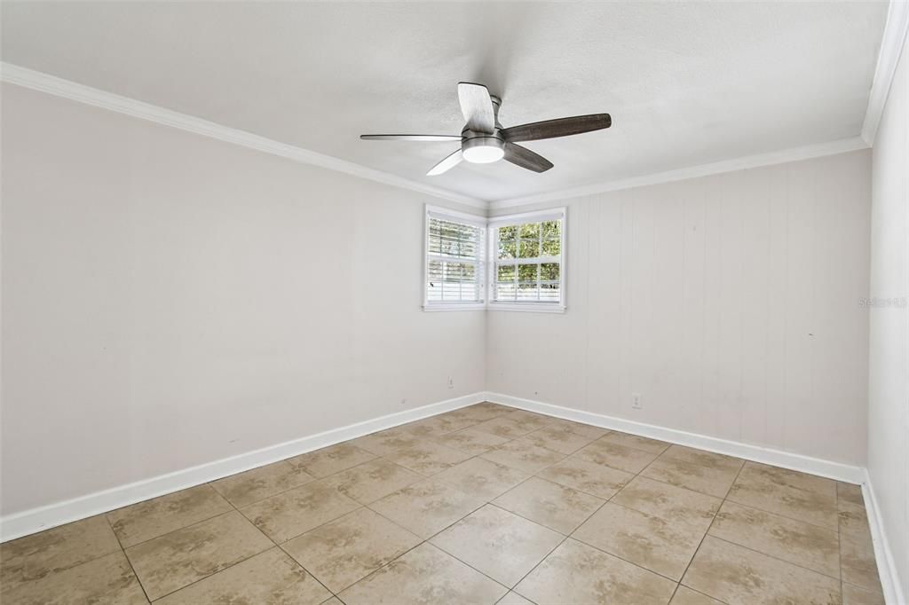 For Rent: $3,200 (4 beds, 3 baths, 1262 Square Feet)