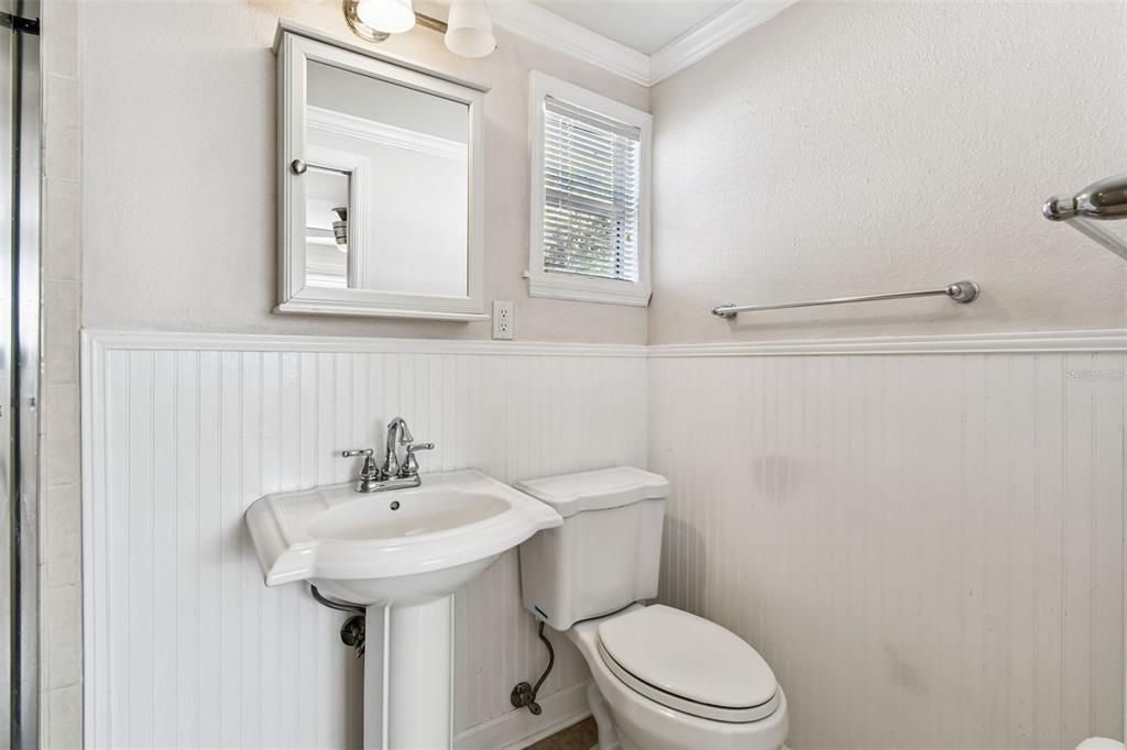 For Rent: $3,200 (4 beds, 3 baths, 1262 Square Feet)