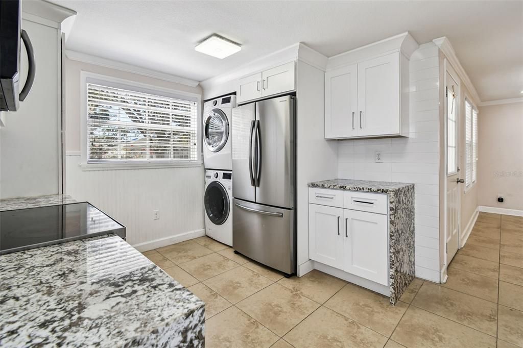 For Rent: $3,200 (4 beds, 3 baths, 1262 Square Feet)