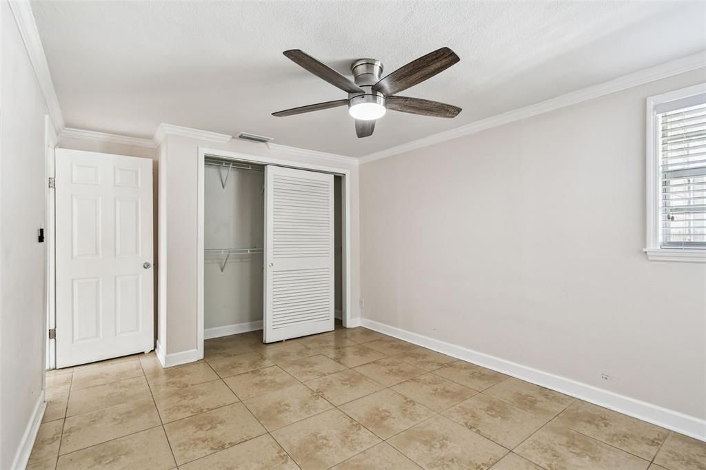 For Rent: $3,200 (4 beds, 3 baths, 1262 Square Feet)