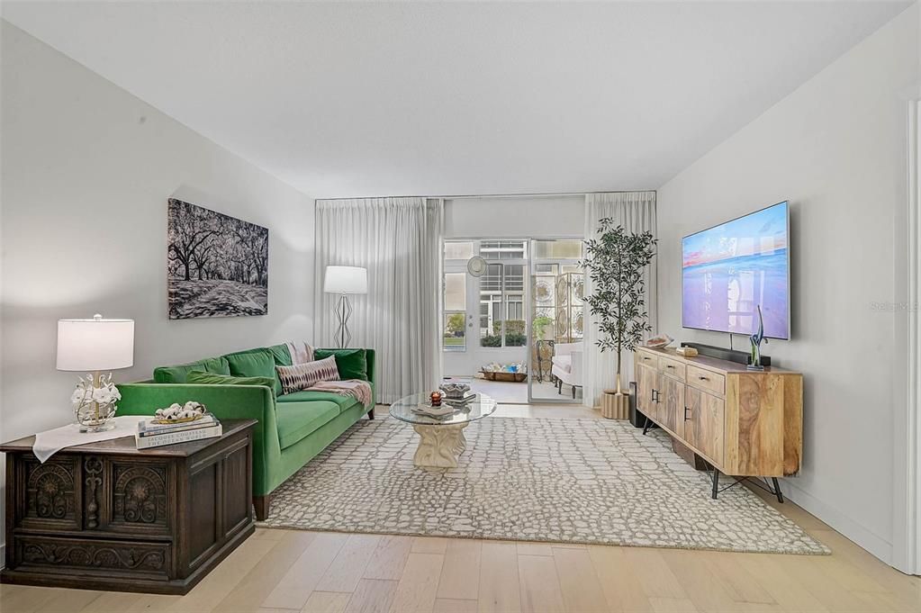 For Sale: $435,000 (2 beds, 2 baths, 1016 Square Feet)