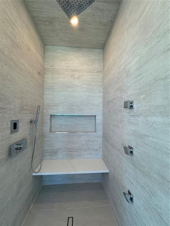 На продажу: $6,488,000 (4 спален, 4 ванн, 3554 Квадратных фут)