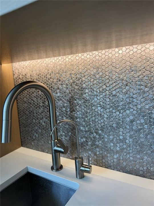 На продажу: $6,488,000 (4 спален, 4 ванн, 3554 Квадратных фут)