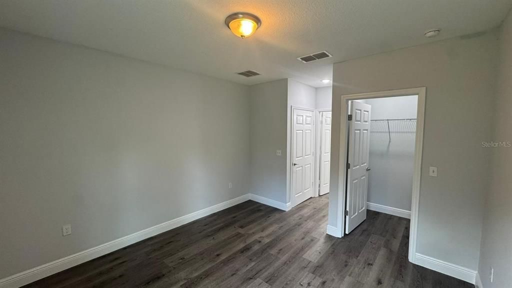 出租: $1,697 (3 贝兹, 2 浴室, 1240 平方英尺)