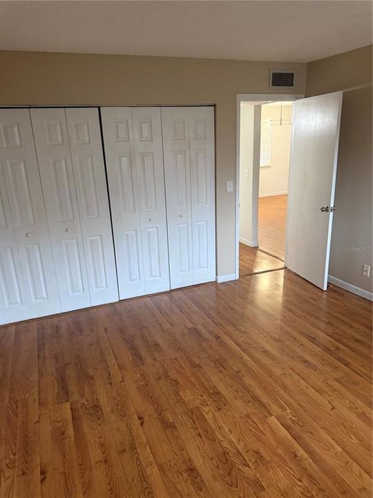 For Rent: $1,150 (1 beds, 1 baths, 678 Square Feet)