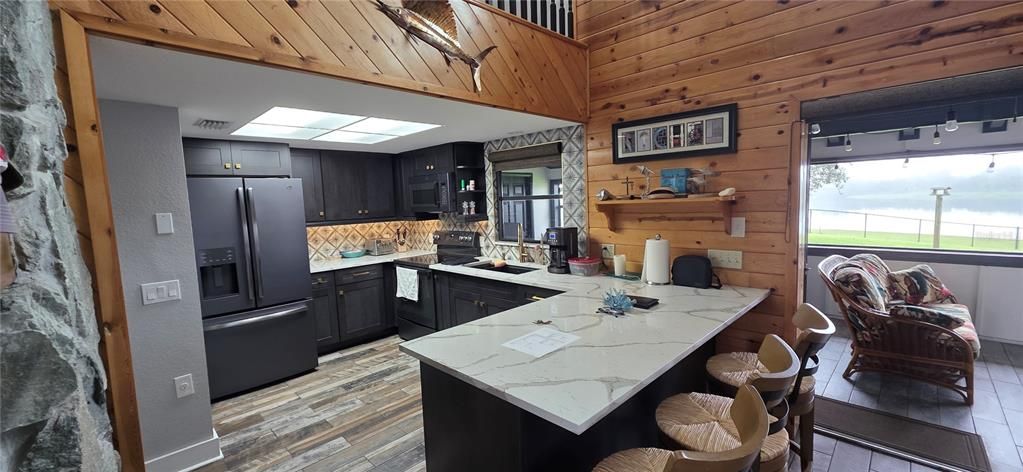 For Sale: $627,500 (3 beds, 2 baths, 1792 Square Feet)