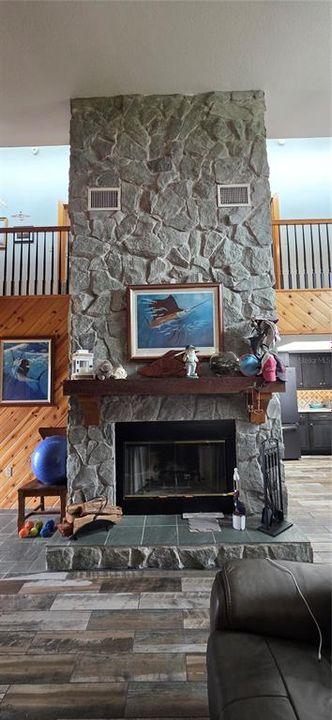 For Sale: $627,500 (3 beds, 2 baths, 1792 Square Feet)