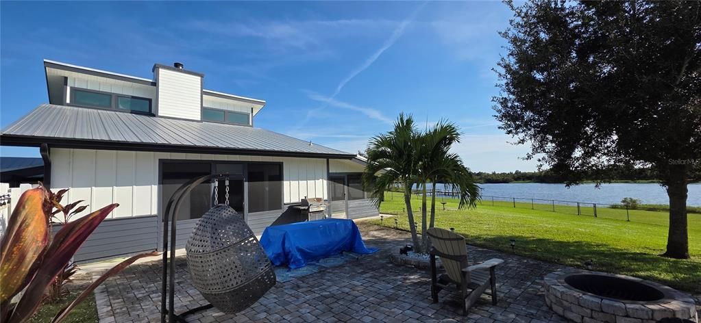 For Sale: $627,500 (3 beds, 2 baths, 1792 Square Feet)