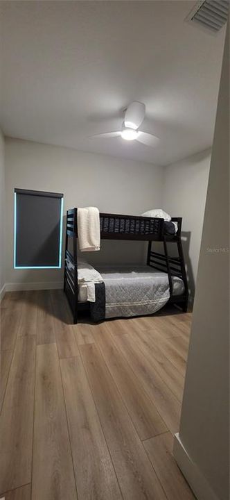 На продажу: $450,000 (2 спален, 1 ванн, 1014 Квадратных фут)