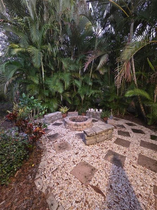 出租: $3,195 (3 贝兹, 2 浴室, 1756 平方英尺)