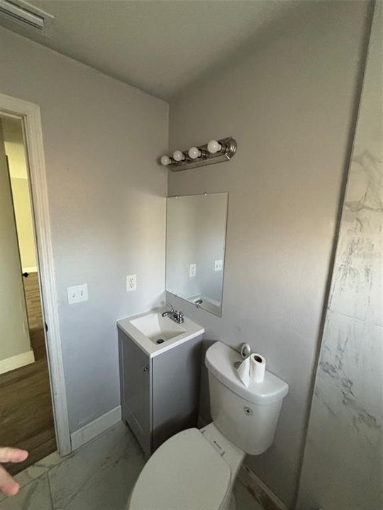 For Sale: $380,000 (6 beds, 0 baths, 2496 Square Feet)