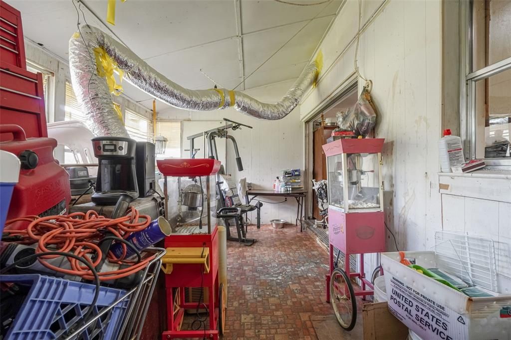 En Venta: $215,000 (4 camas, 2 baños, 1540 Pies cuadrados)