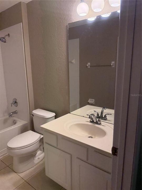 En Renta: $3,150 (5 camas, 3 baños, 2712 Pies cuadrados)