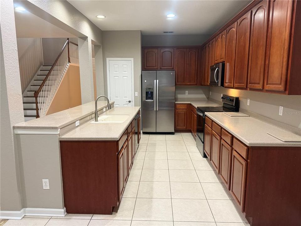 En Renta: $3,150 (5 camas, 3 baños, 2712 Pies cuadrados)