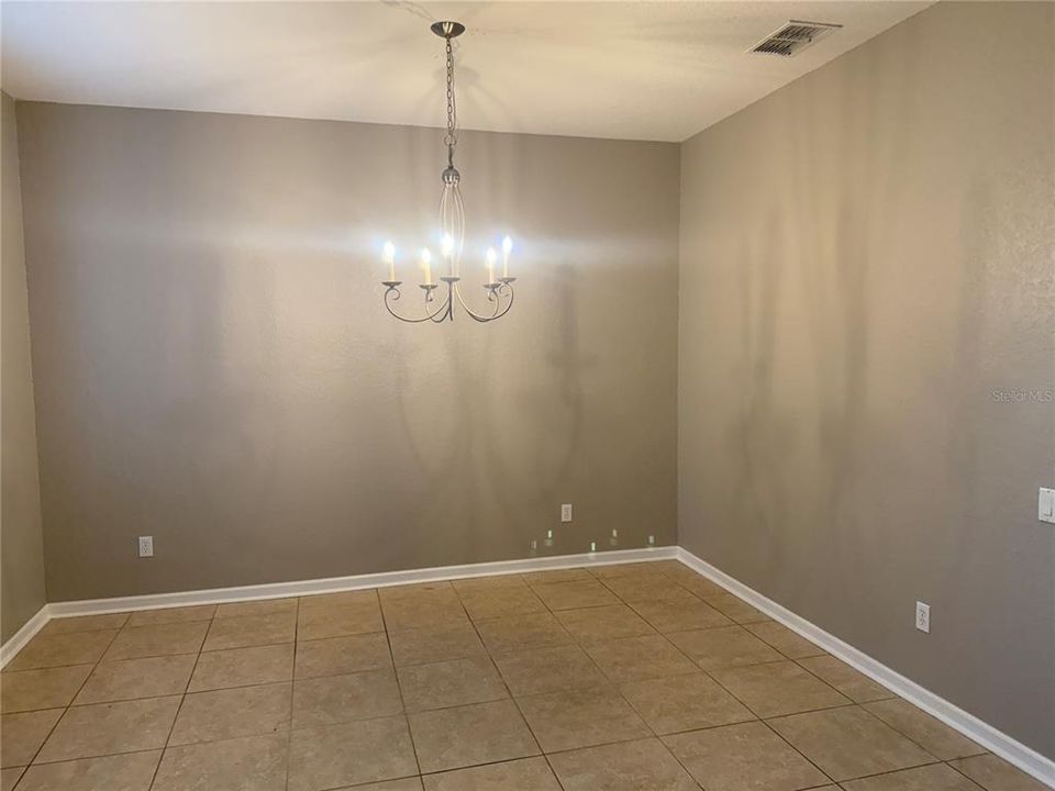 En Renta: $3,150 (5 camas, 3 baños, 2712 Pies cuadrados)