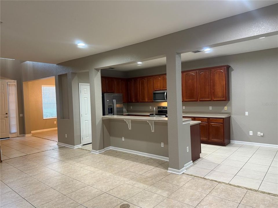 En Renta: $3,150 (5 camas, 3 baños, 2712 Pies cuadrados)