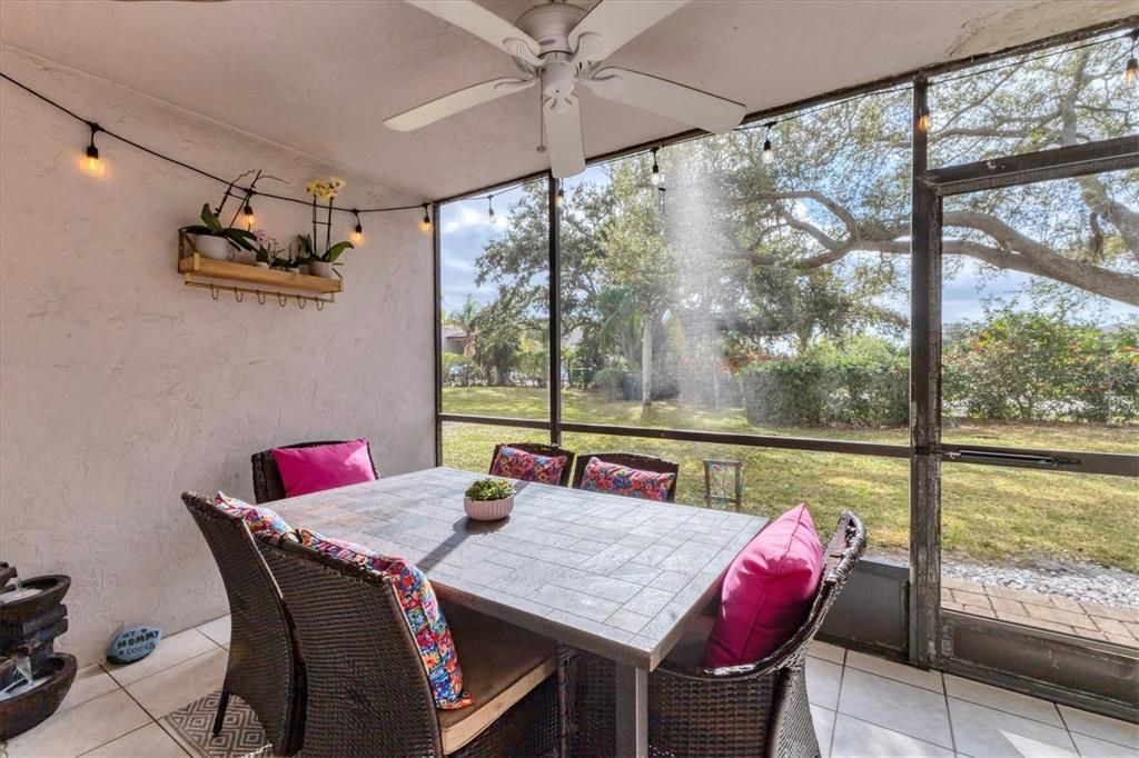 For Sale: $229,888 (2 beds, 2 baths, 1065 Square Feet)