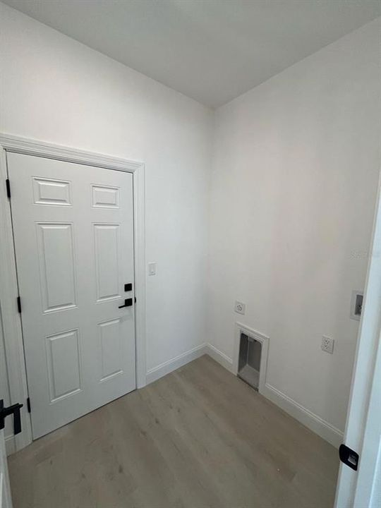 В аренду: $2,200 (3 спален, 2 ванн, 1642 Квадратных фут)