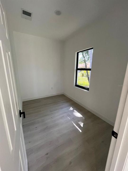 В аренду: $2,200 (3 спален, 2 ванн, 1642 Квадратных фут)