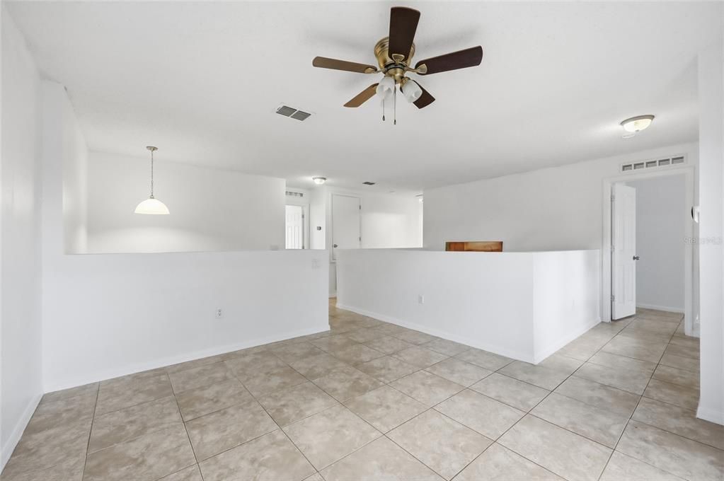 На продажу: $409,900 (5 спален, 2 ванн, 2860 Квадратных фут)