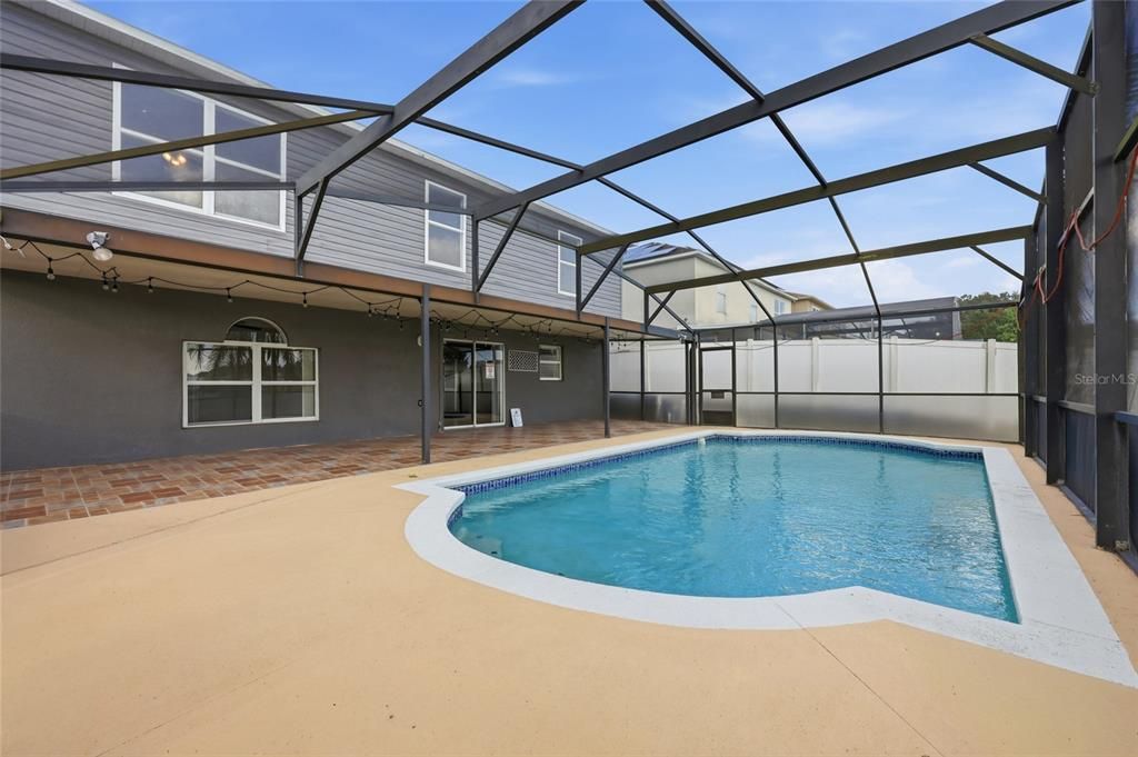 На продажу: $409,900 (5 спален, 2 ванн, 2860 Квадратных фут)