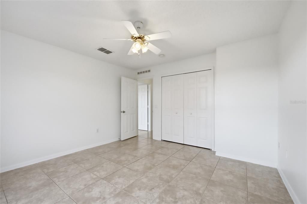 На продажу: $409,900 (5 спален, 2 ванн, 2860 Квадратных фут)