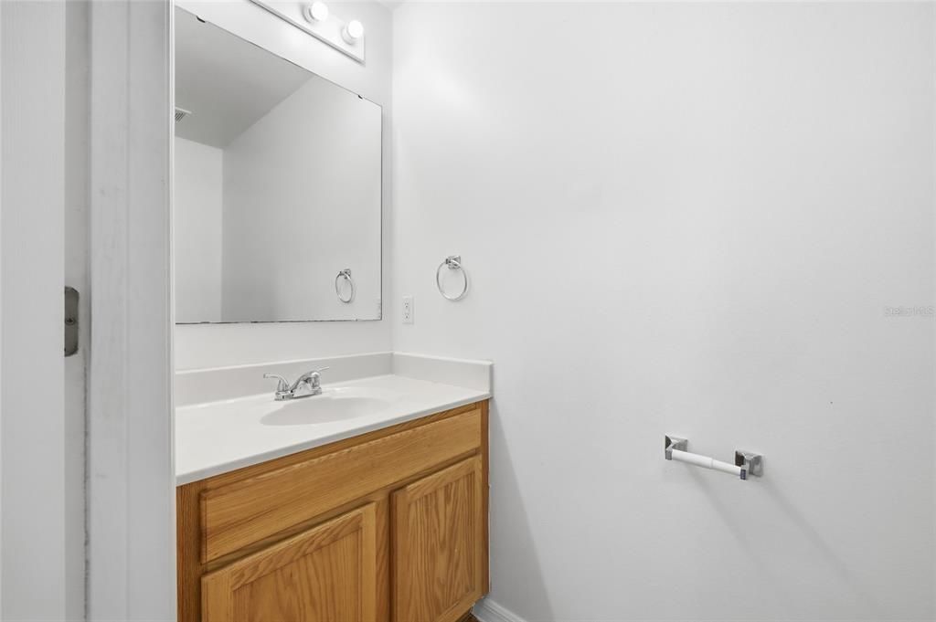 На продажу: $409,900 (5 спален, 2 ванн, 2860 Квадратных фут)