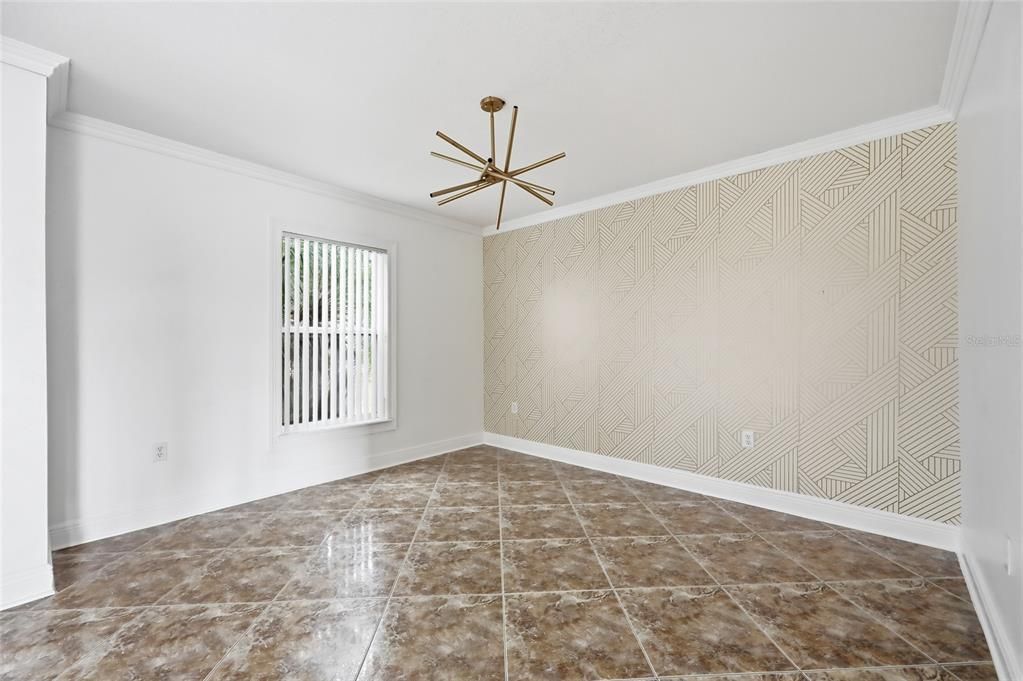 На продажу: $409,900 (5 спален, 2 ванн, 2860 Квадратных фут)