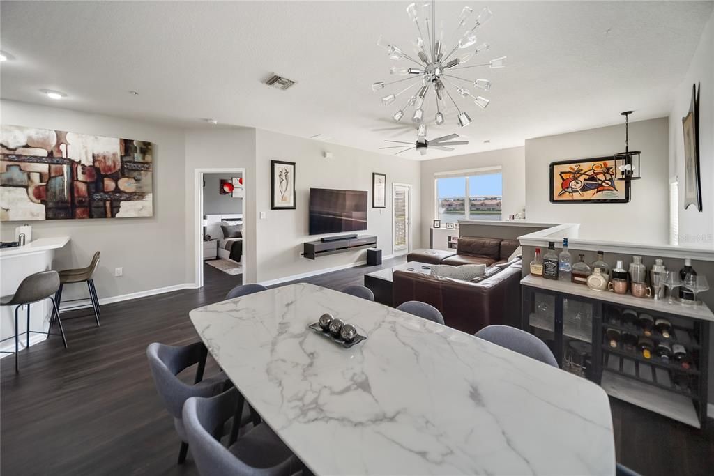 For Rent: $2,000 (3 beds, 2 baths, 1417 Square Feet)