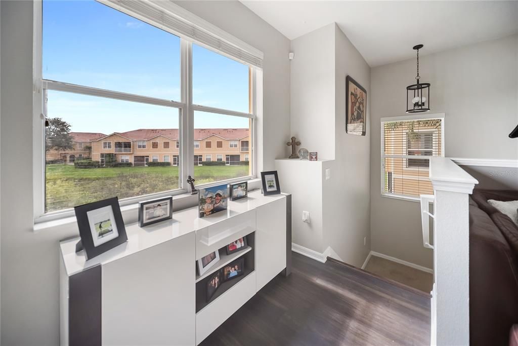 For Rent: $2,000 (3 beds, 2 baths, 1417 Square Feet)