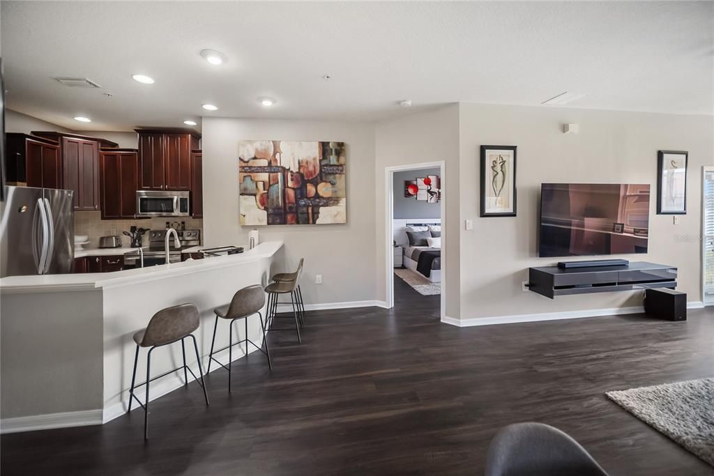 For Rent: $2,000 (3 beds, 2 baths, 1417 Square Feet)