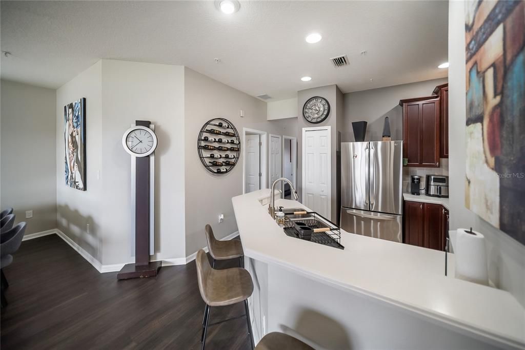 For Rent: $2,000 (3 beds, 2 baths, 1417 Square Feet)