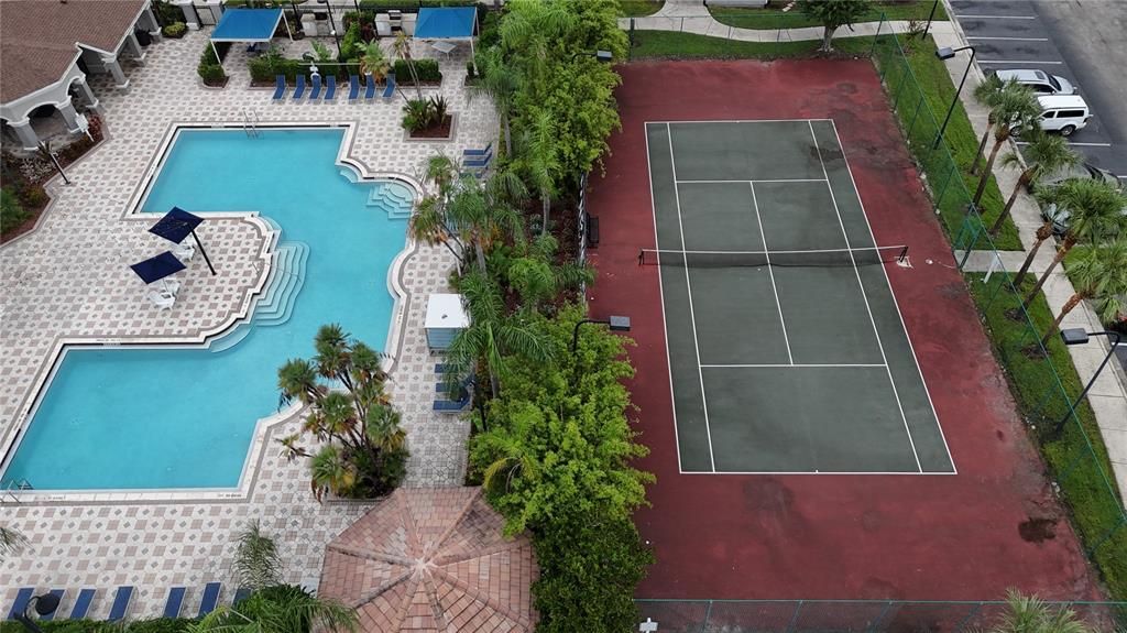 For Sale: $190,000 (2 beds, 2 baths, 1212 Square Feet)