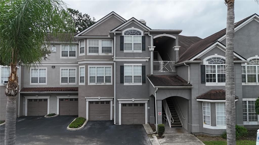 For Sale: $190,000 (2 beds, 2 baths, 1212 Square Feet)