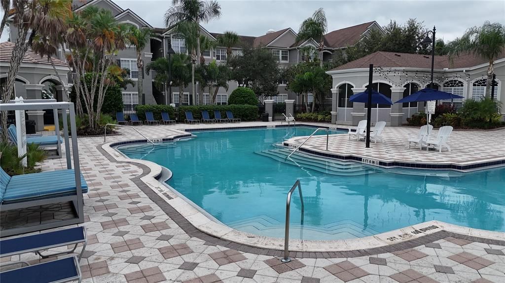 For Sale: $190,000 (2 beds, 2 baths, 1212 Square Feet)