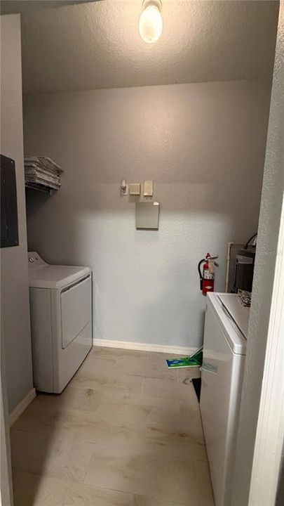 For Rent: $1,300 (1 beds, 1 baths, 672 Square Feet)