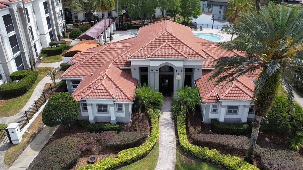 For Rent: $1,300 (1 beds, 1 baths, 672 Square Feet)