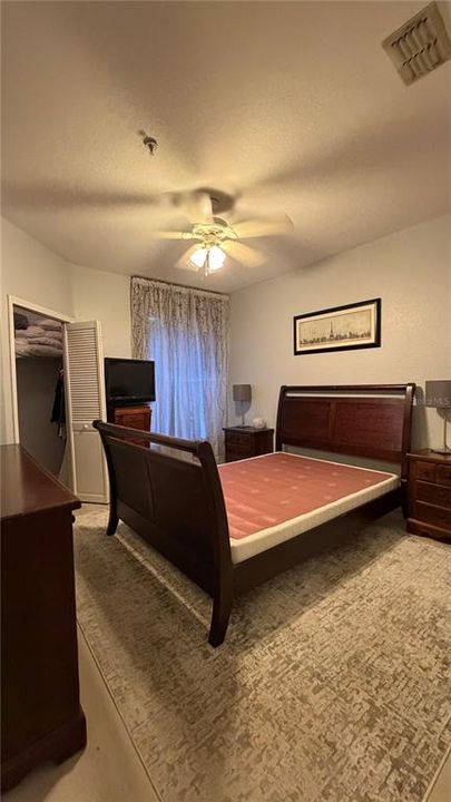 For Rent: $1,300 (1 beds, 1 baths, 672 Square Feet)