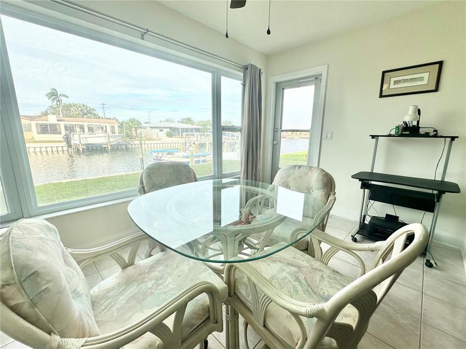 待售: $285,000 (2 贝兹, 2 浴室, 1134 平方英尺)