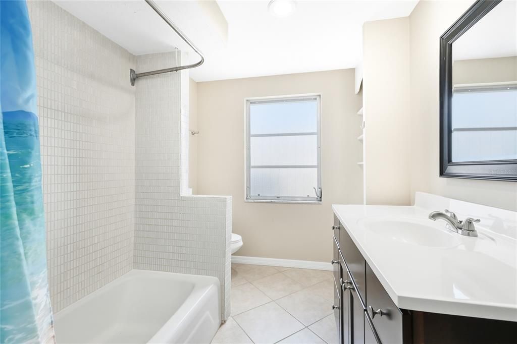 En Venta: $429,900 (3 camas, 2 baños, 1764 Pies cuadrados)