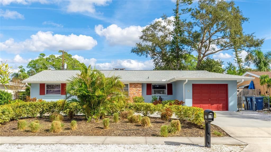 En Venta: $429,900 (3 camas, 2 baños, 1764 Pies cuadrados)